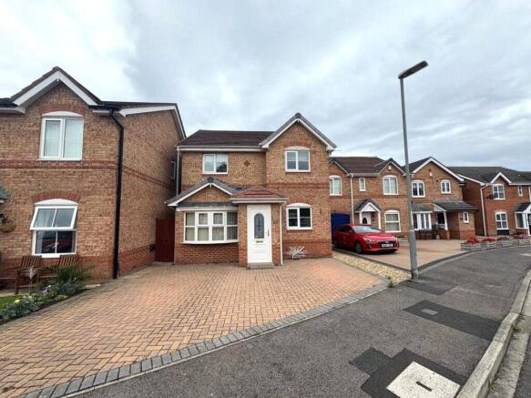 3 bed property, in Whin Meadows, £155,000