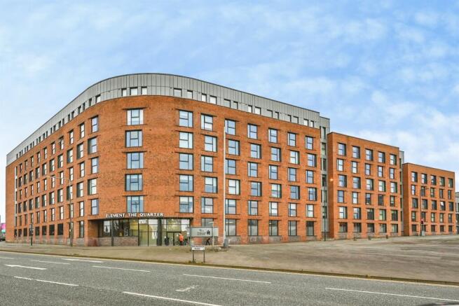Studio, in Low Hill, £100,000