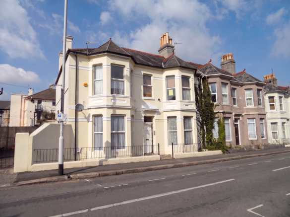 1 bed property, in Egerton Road, £80,000