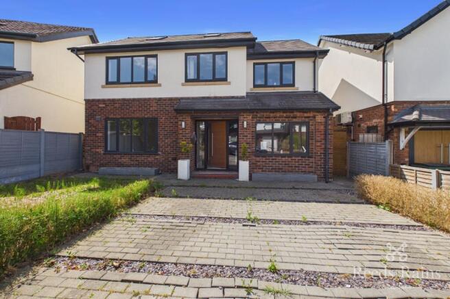 4 bed property, in Cringle Drive, £525,000