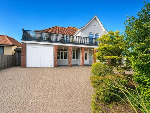 4 bed property, in Bernard Road, £750,000