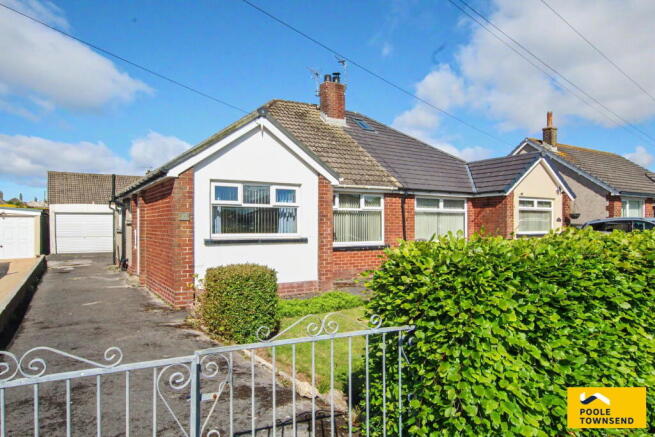 2 bed property, in Whinlatter Drive, £210,000