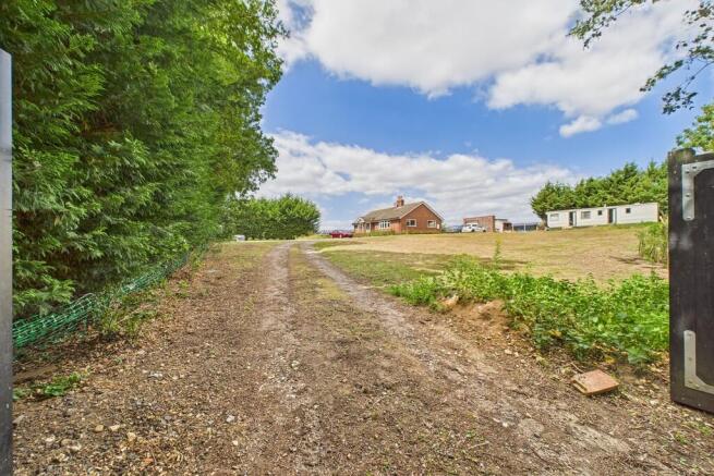 2 bed property, in Honington, £430,000