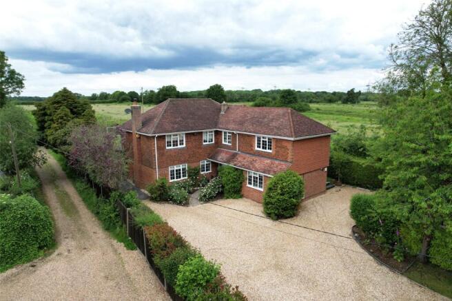 5 bed property, in Maple House, £1,175,000