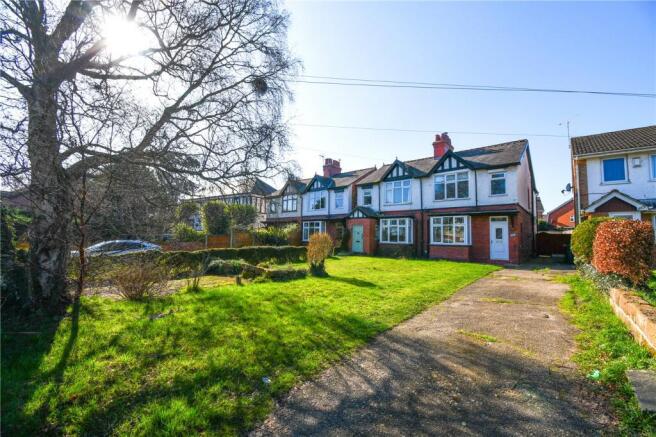 3 bed property, in Chester Road, £230,000