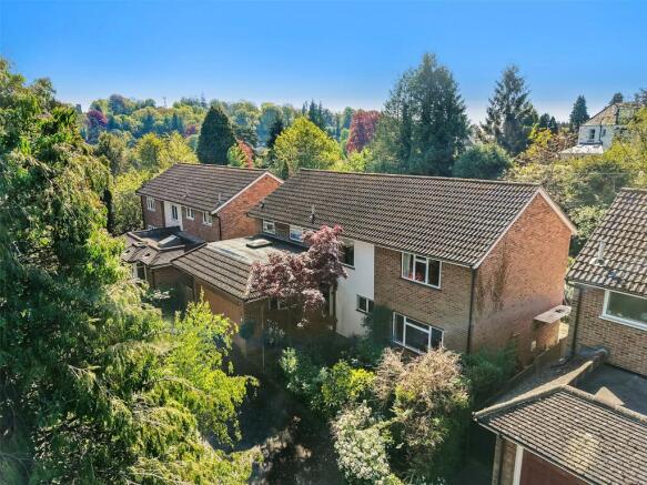 4 bed property, in Priory Close, £1,000,000