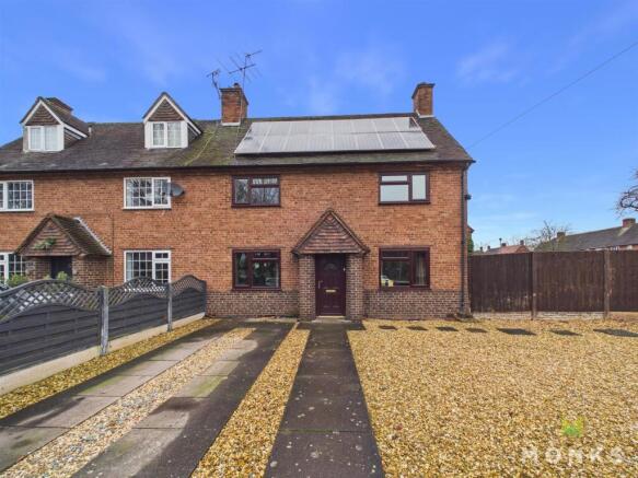 3 bed property, in Abbots Green, £255,000