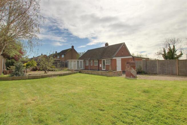 3 bed property, in Annie Med Lane, £285,000