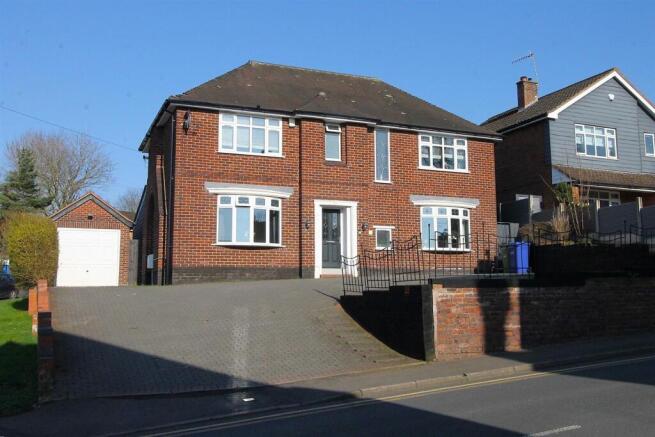 4 bed property, in Chawn Hill, £550,000