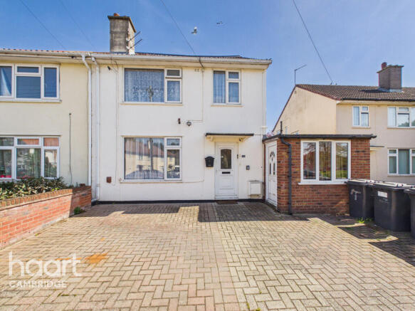 4 bed property, in Peverel Road, £450,000