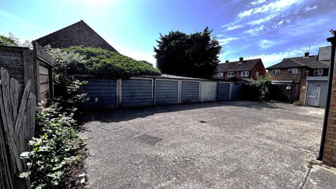 Studio, in Garage Compound at Reddington Drive, £35,000