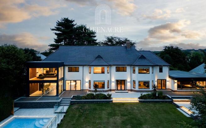 6 bed property, in Greenacre, £2,890,000