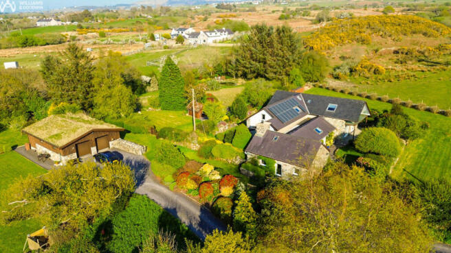 4 bed property, in Off Penygroes Road, £675,000