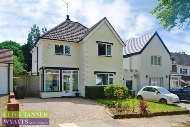 3 bed property, in Southam Road, £550,000