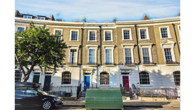 2 bed property, in Flat C, £385,000