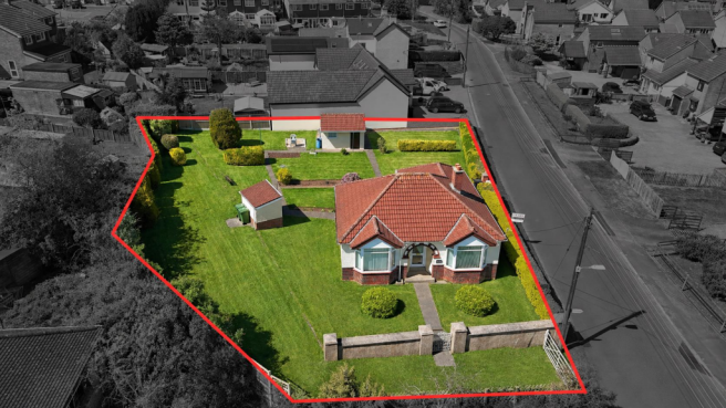 3 bed property, in Marsh Hill, £350,000