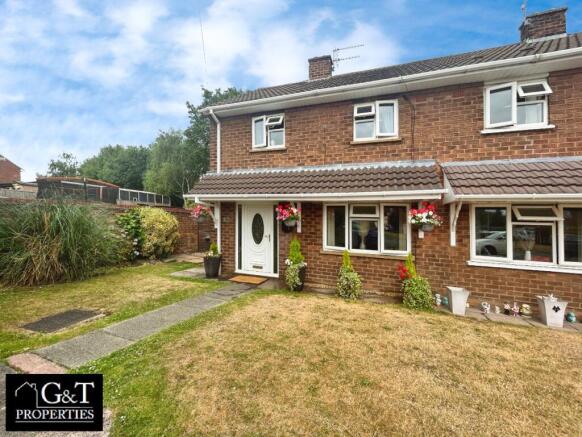 2 bed property, in Minton Close, £215,000