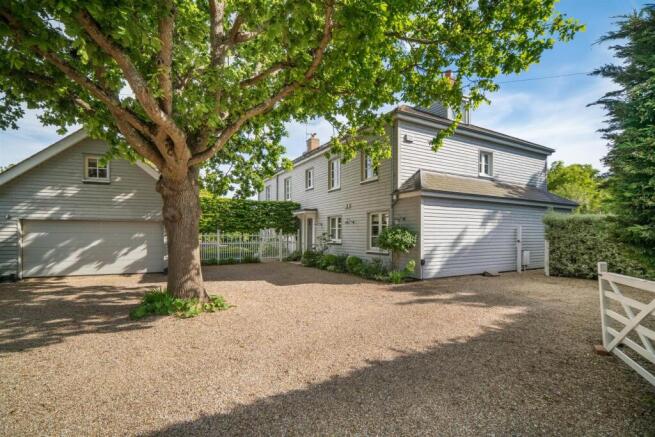 7 bed property, in Bembridge, £2,150,000