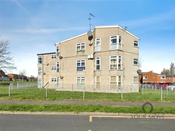 1 bed property, in Holly Place, £90,000
