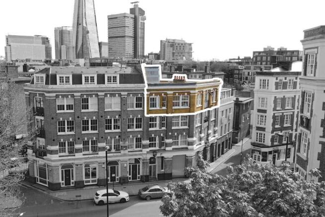 2 bed property, in Flat 7, £950,000