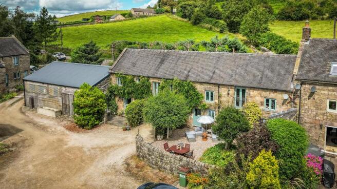 6 bed property, in Shottle, £750,000