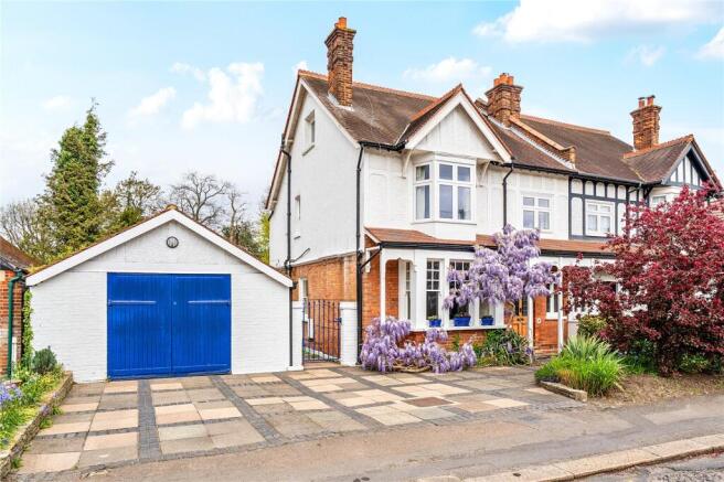 5 bed property, in Lower Green Road, £1,400,000