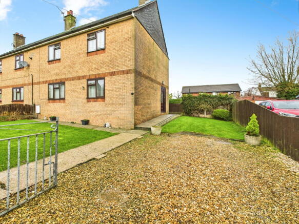 3 bed property, in St Mary's Road, £180,000