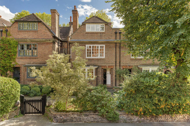 6 bed property, in Chelsea Park Gardens, £8,250,000