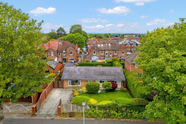 3 bed property, in 26 York Road, £525,000