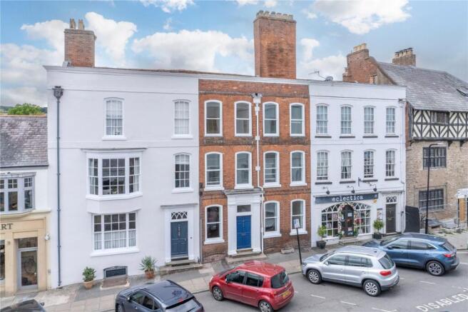 4 bed property, in Mill Street, £600,000