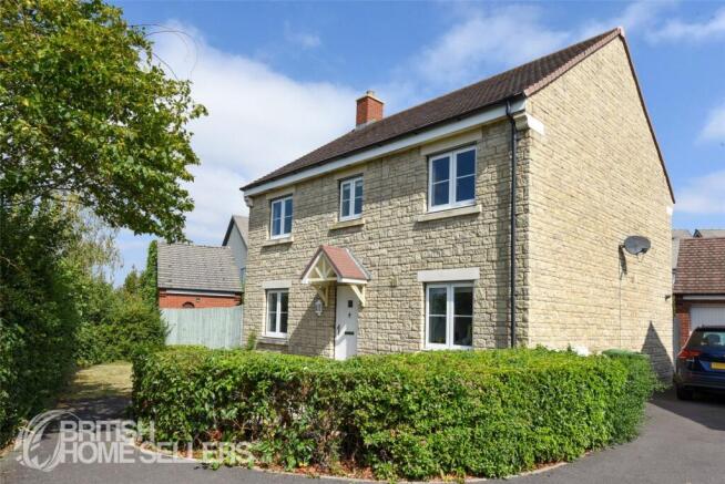 4 bed property, in Rhapsody Court, £560,000