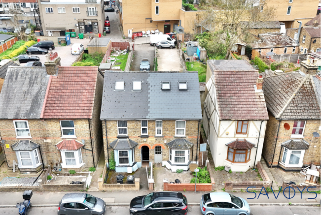 6 bed property, in Albert Road, £650,000
