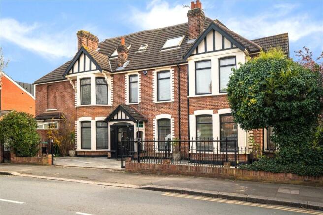 6 bed property, in Leicester Road, £1,500,000