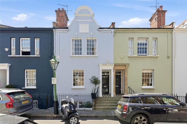 4 bed property, in Seymour Walk, £3,100,000