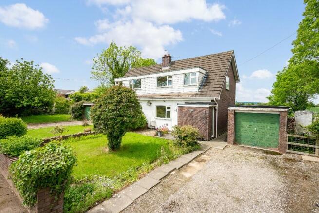 3 bed property, in Shandon, £210,000