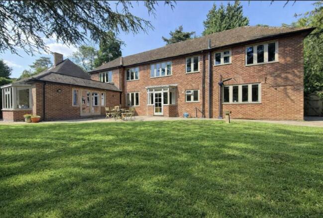 6 bed property, in Stamford Road, £935,000