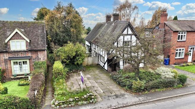 3 bed property, in Main Road, £385,000