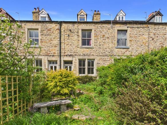 3 bed property, in Hope Road, £345,000