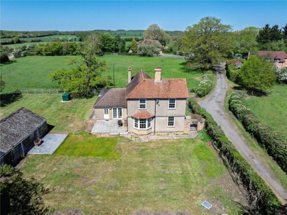 3 bed property, in Broughton Road, £695,000