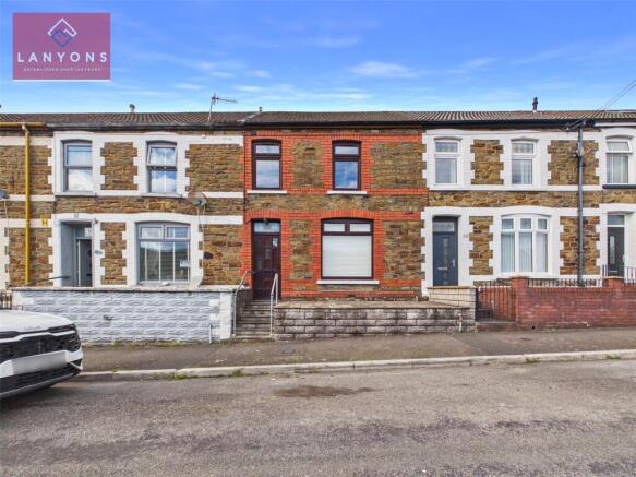 3 bed property, in Gethin Terrace, £119,995