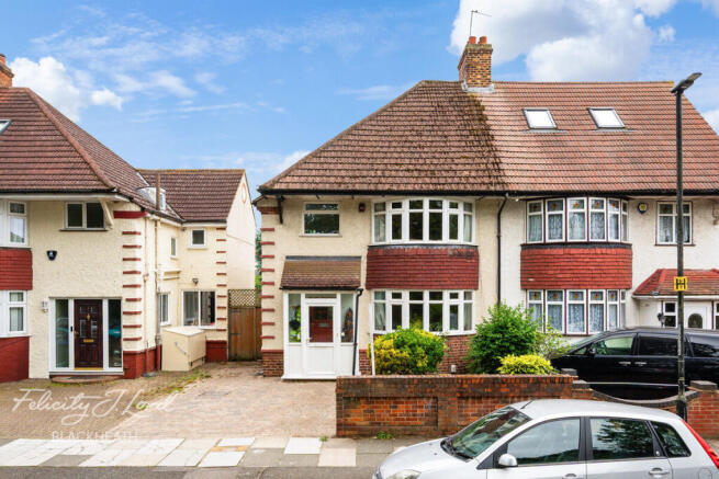 3 bed property, in Canberra Road, £650,000