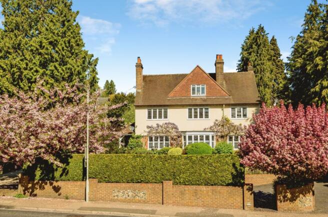 7 bed property, in Kings Road, £2,950,000