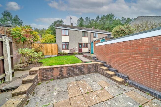 3 bed property, in Chase Walk, £180,000