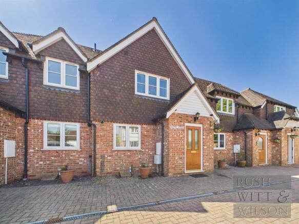 3 bed property, in Udimore Road, £375,000