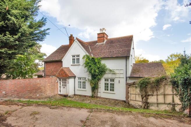 3 bed property, in Church Cottage, £745,000