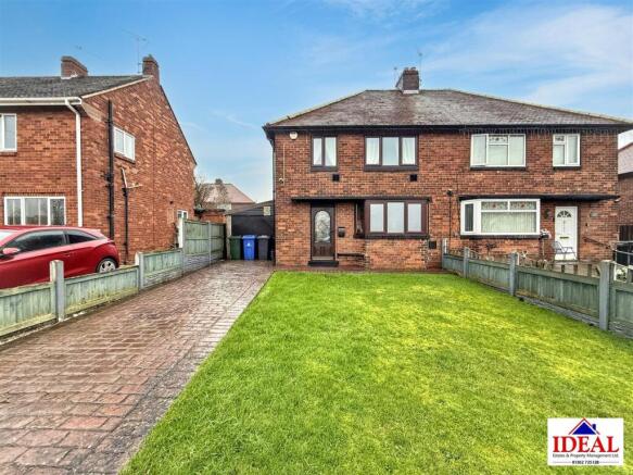 3 bed property, in Great North Road, £150,000