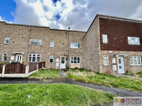 3 bed property, in Beaumont Walk, £185,000