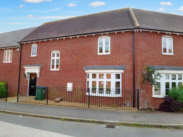 3 bed property, in Prince Rupert Drive, £362,000