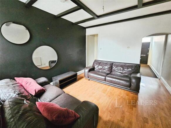 3 bed property, in Jackson Street, £160,000