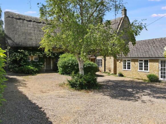 6 bed property, in London Road, £850,000